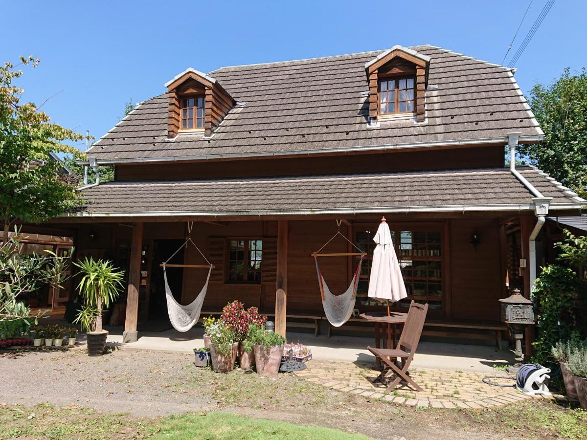 Yufuin Flora House Bed & Breakfast Exterior photo